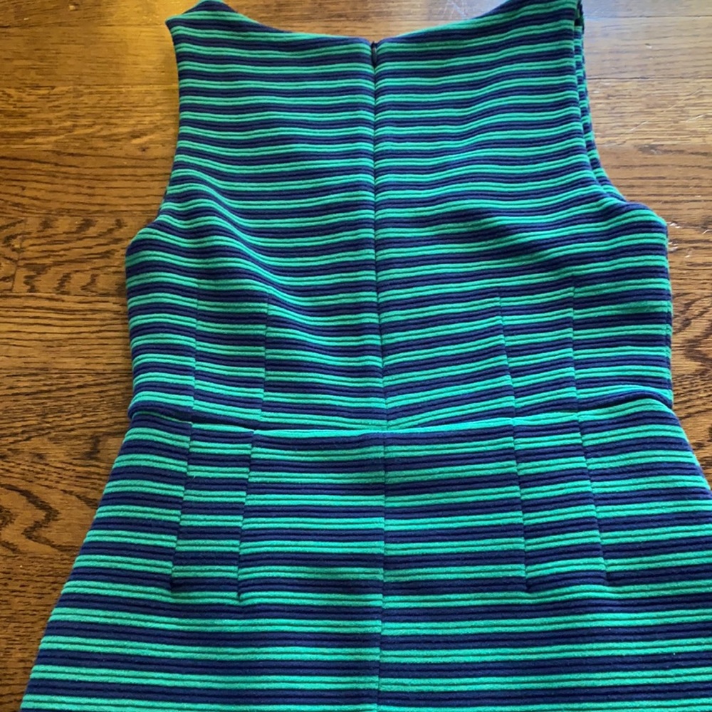Striped Boden dress, very flattering cut - Picture 3 of 3